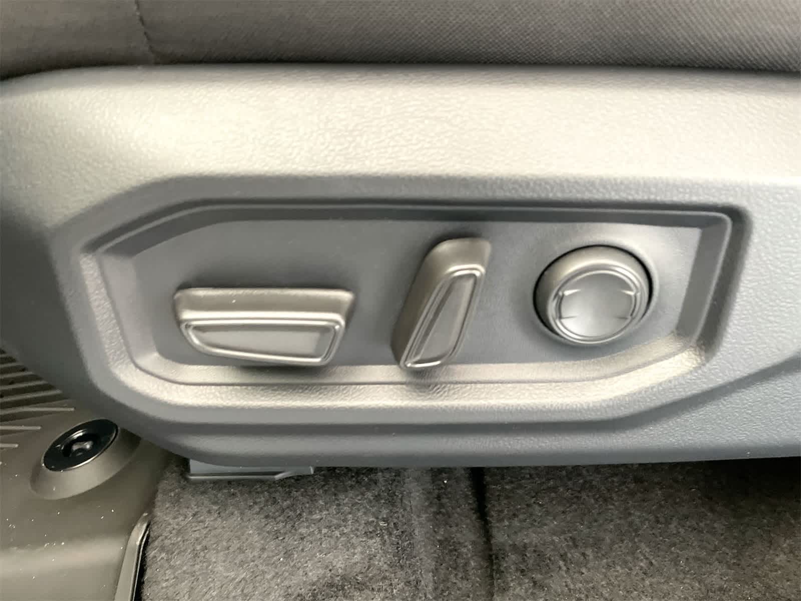 Thumbnail: 2026 Toyota Tundra - 9