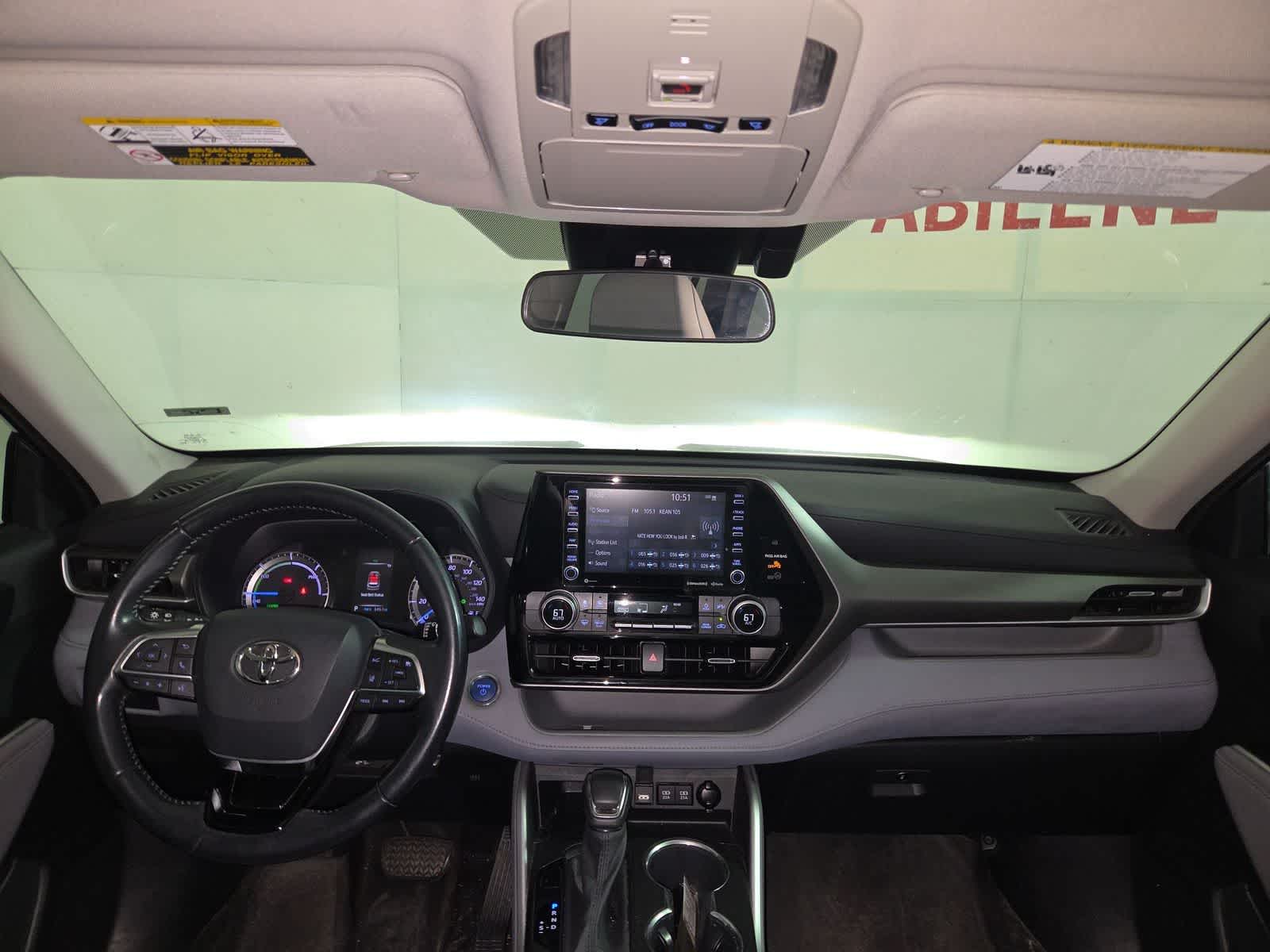 Thumbnail: 2021 Toyota Highlander - 17