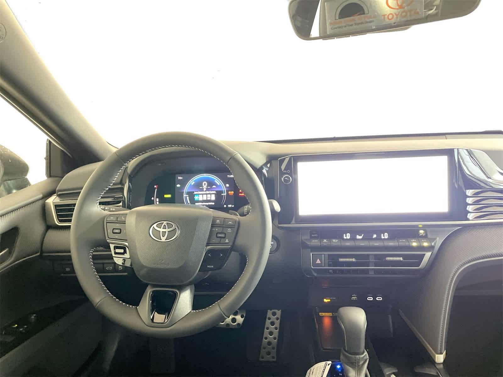 Thumbnail: 2025 Toyota Camry - 16
