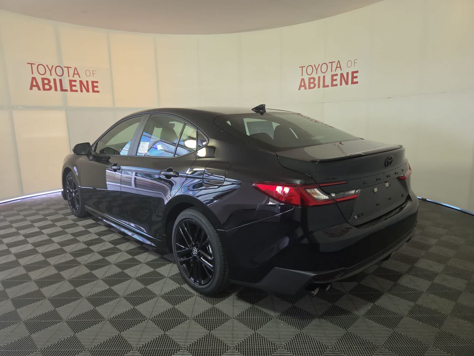 Thumbnail: 2026 Toyota Camry - 3