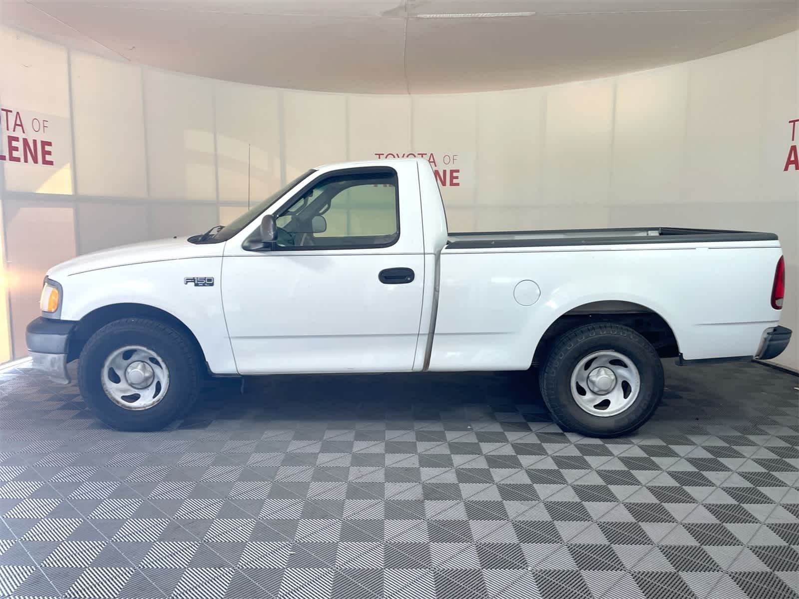 Thumbnail: 2002 Ford F-150 - 2
