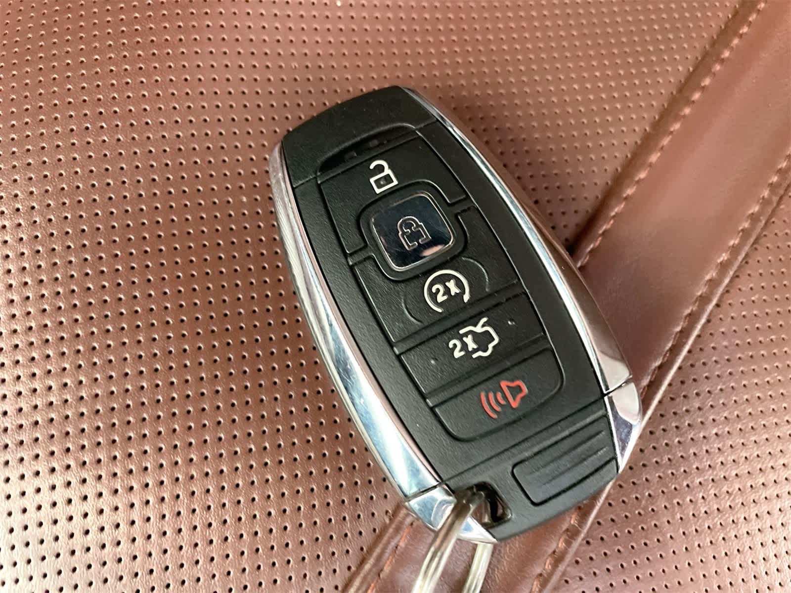 Thumbnail: 2018 Lincoln MKX - 27