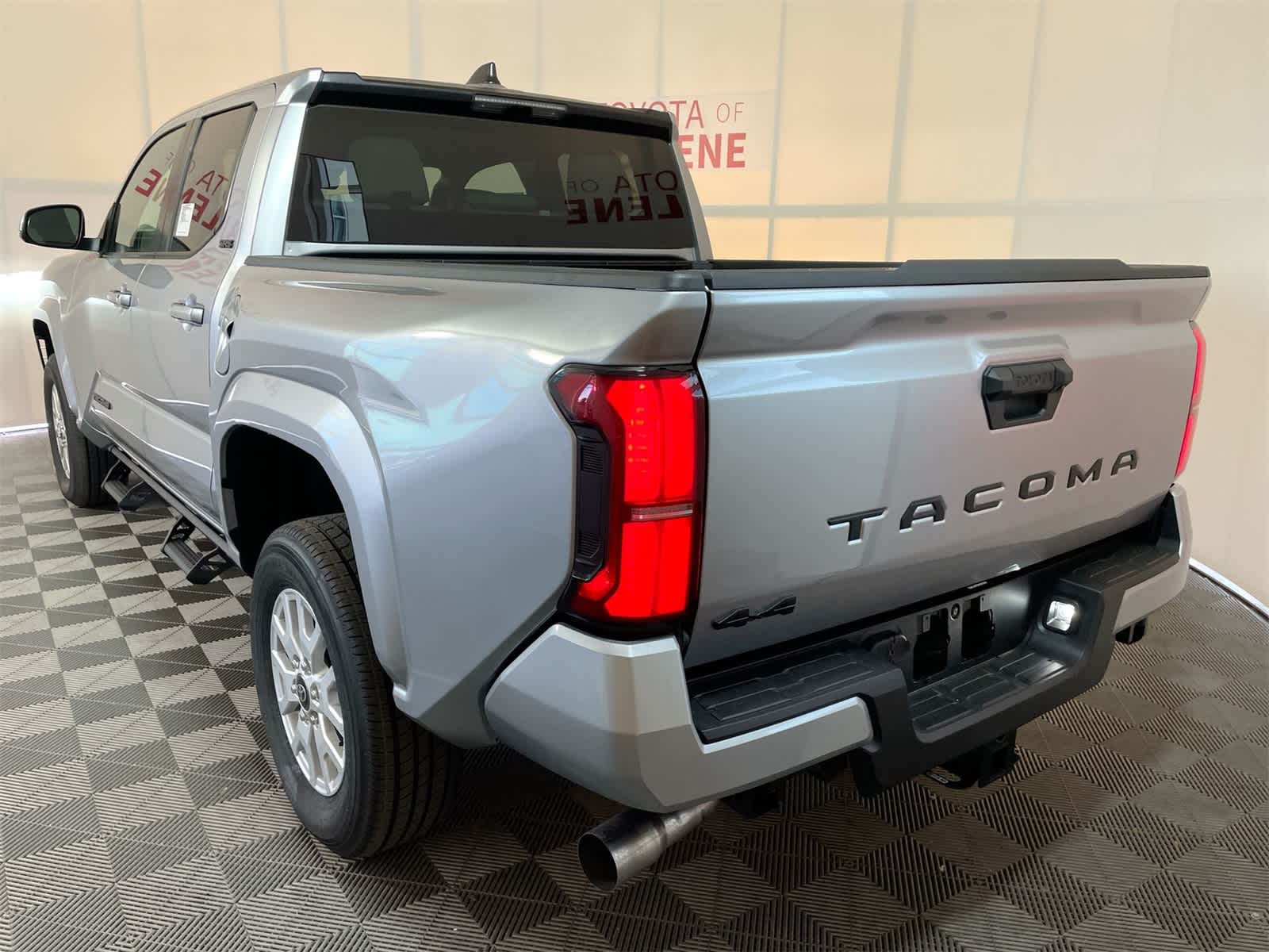 Thumbnail: 2025 Toyota Tacoma - 3