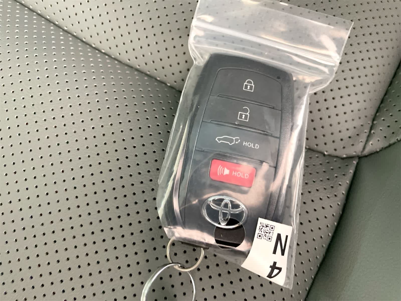 Thumbnail: 2025 Toyota 4Runner - 27