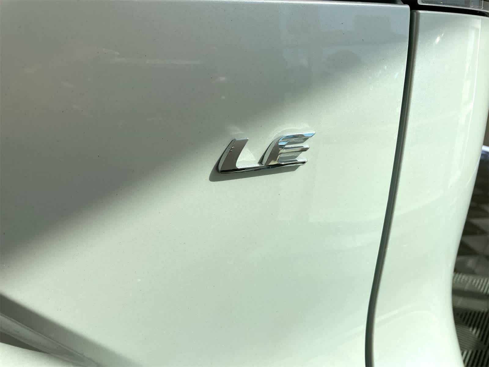 Thumbnail: 2026 Toyota Corolla Cross - 6