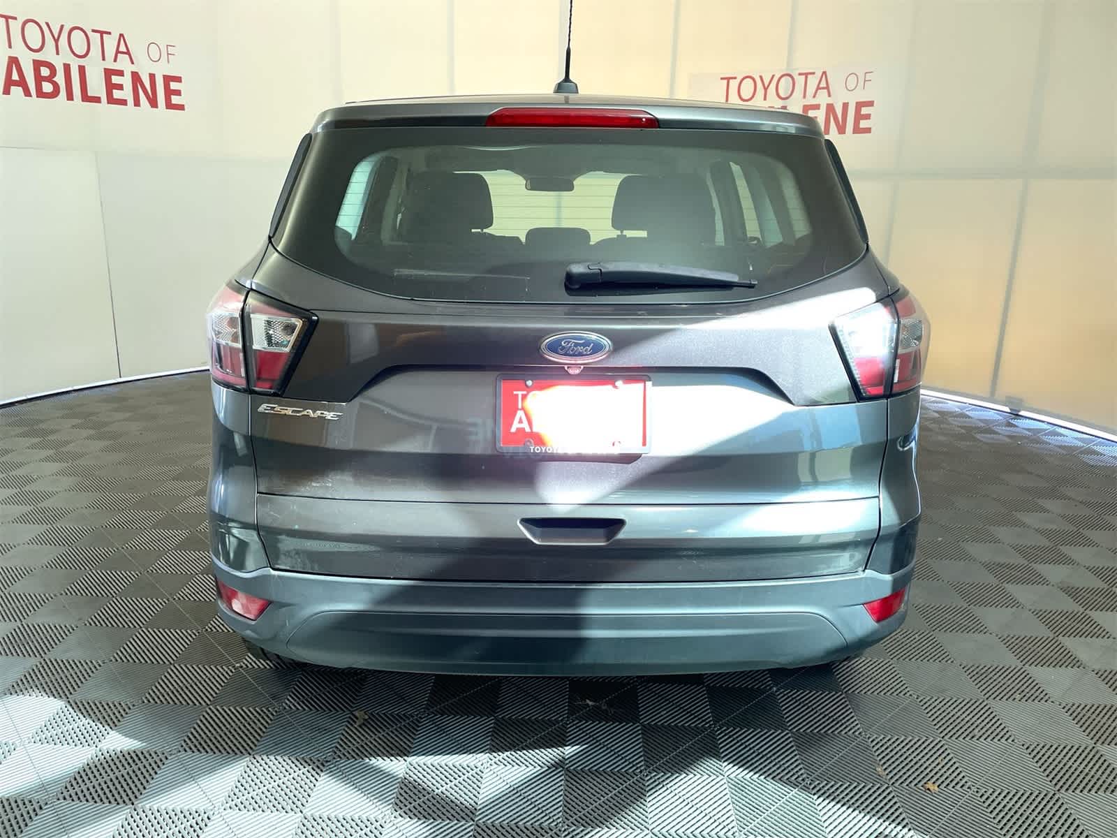 Thumbnail: 2017 Ford Escape - 4