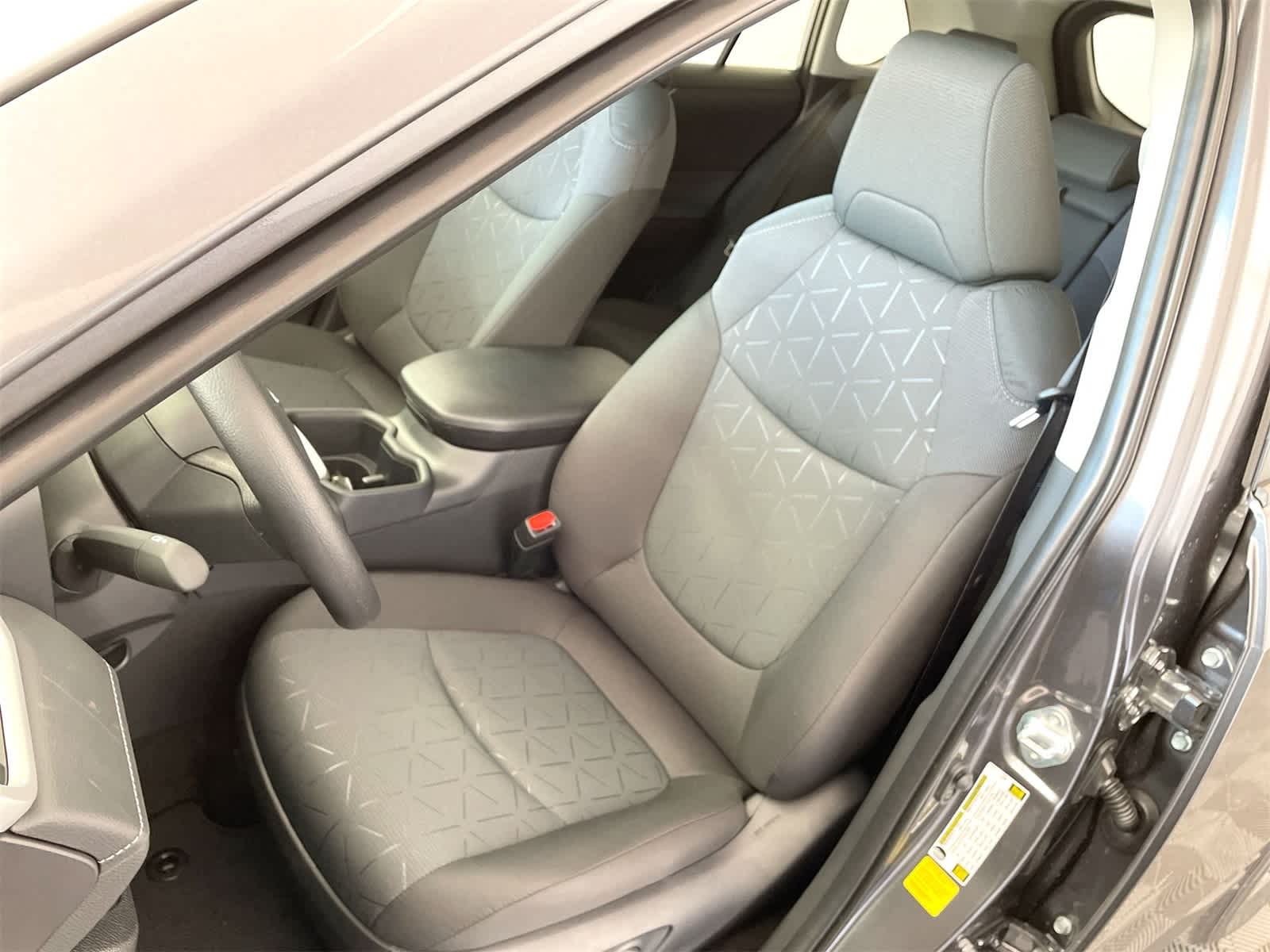 Thumbnail: 2025 Toyota RAV4 - 10