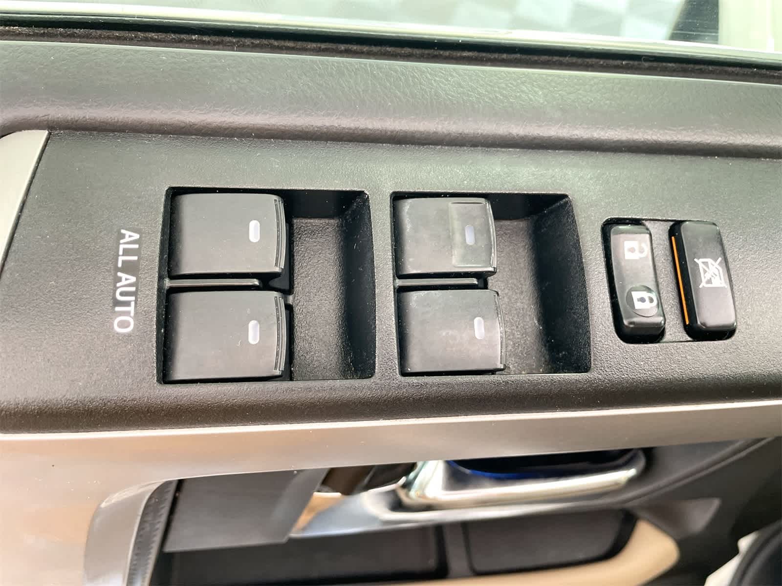 Thumbnail: 2019 Toyota 4Runner - 12