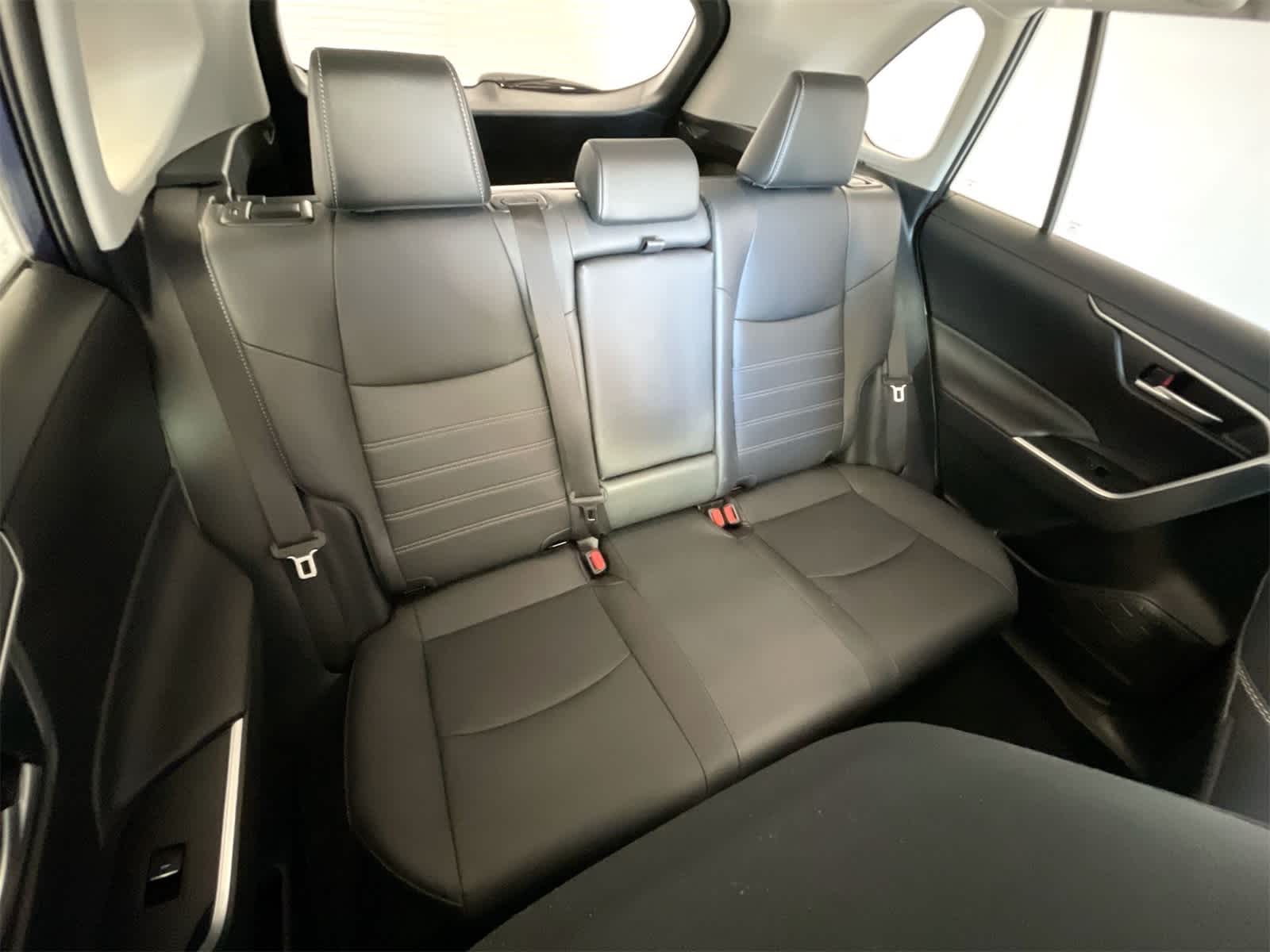 Thumbnail: 2024 Toyota RAV4 - 15