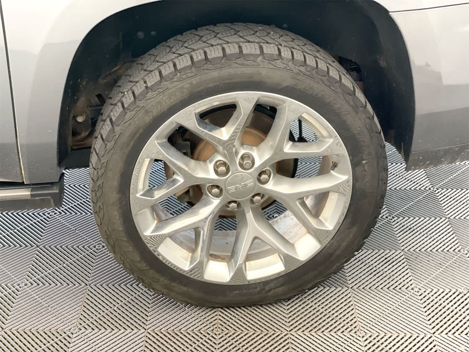 Thumbnail: 2019 GMC Yukon XL - 27