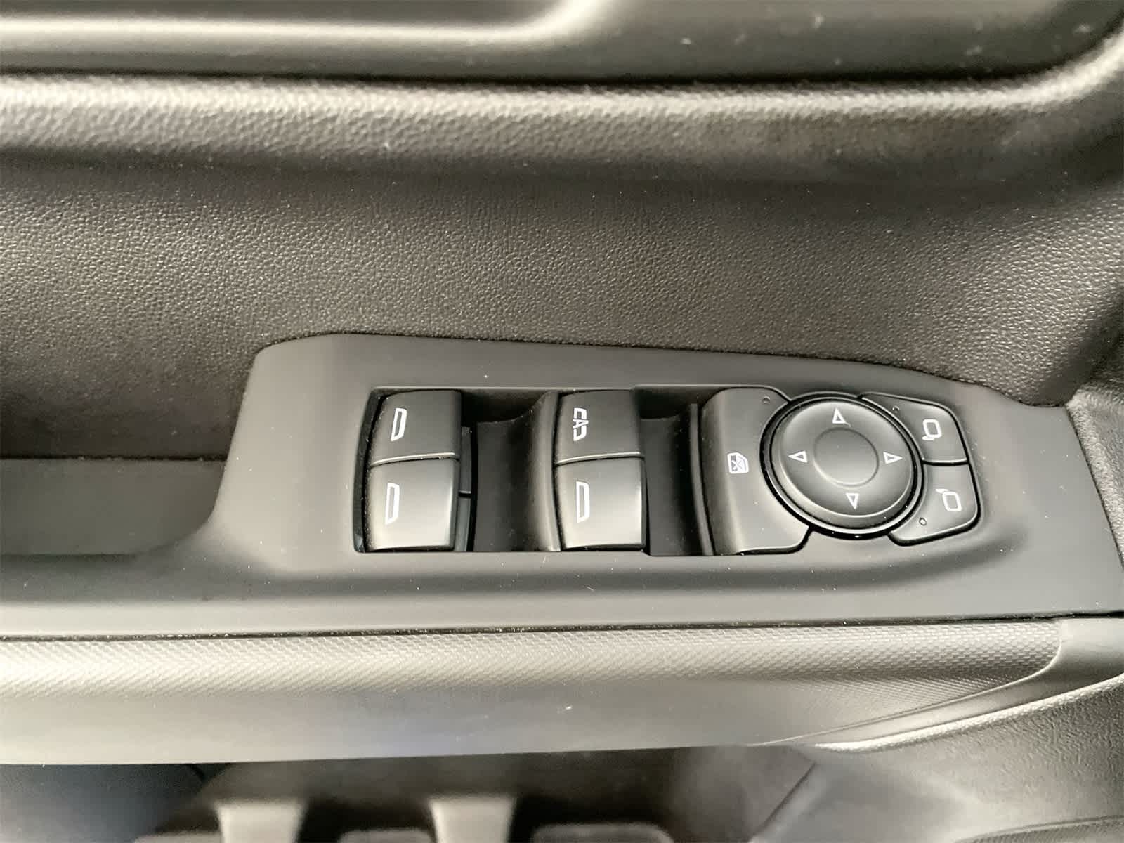 Thumbnail: 2022 Chevrolet Silverado 1500 - 12