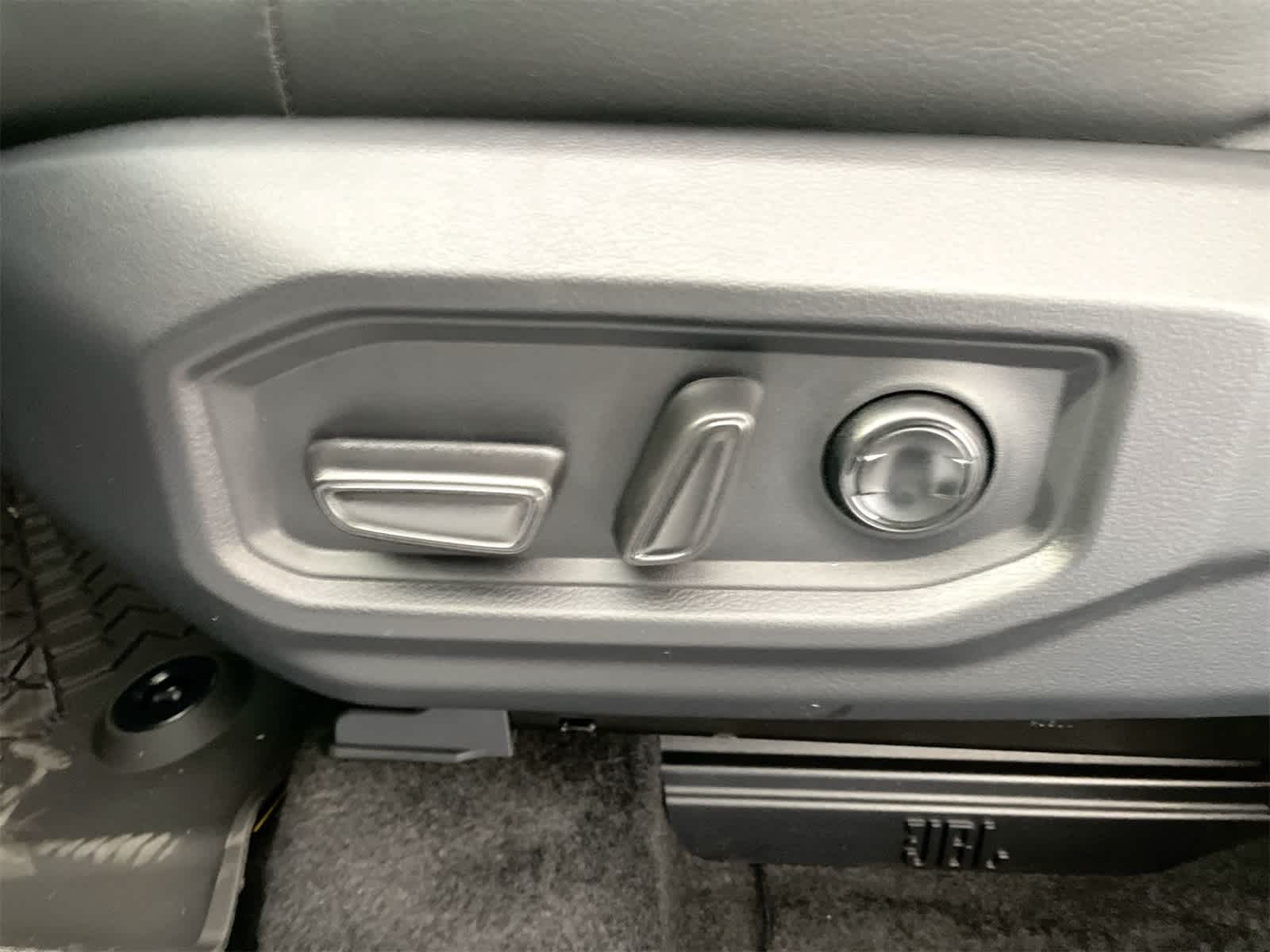 Thumbnail: 2026 Toyota Tundra - 11