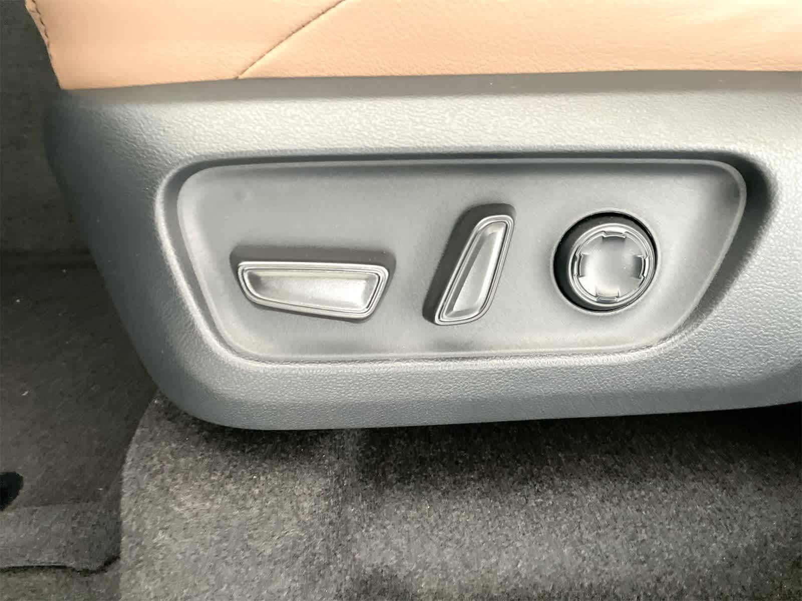 Thumbnail: 2025 Toyota 4Runner - 11