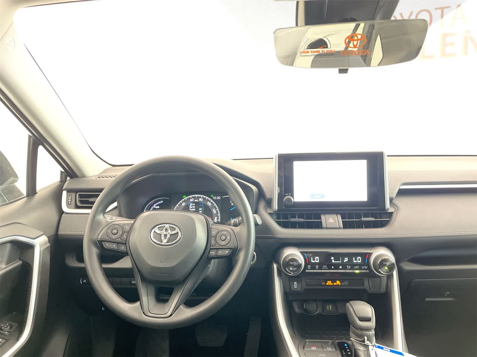Thumbnail: 2025 Toyota RAV4 - 16