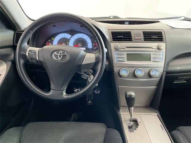 2010 Toyota Camry SE 16