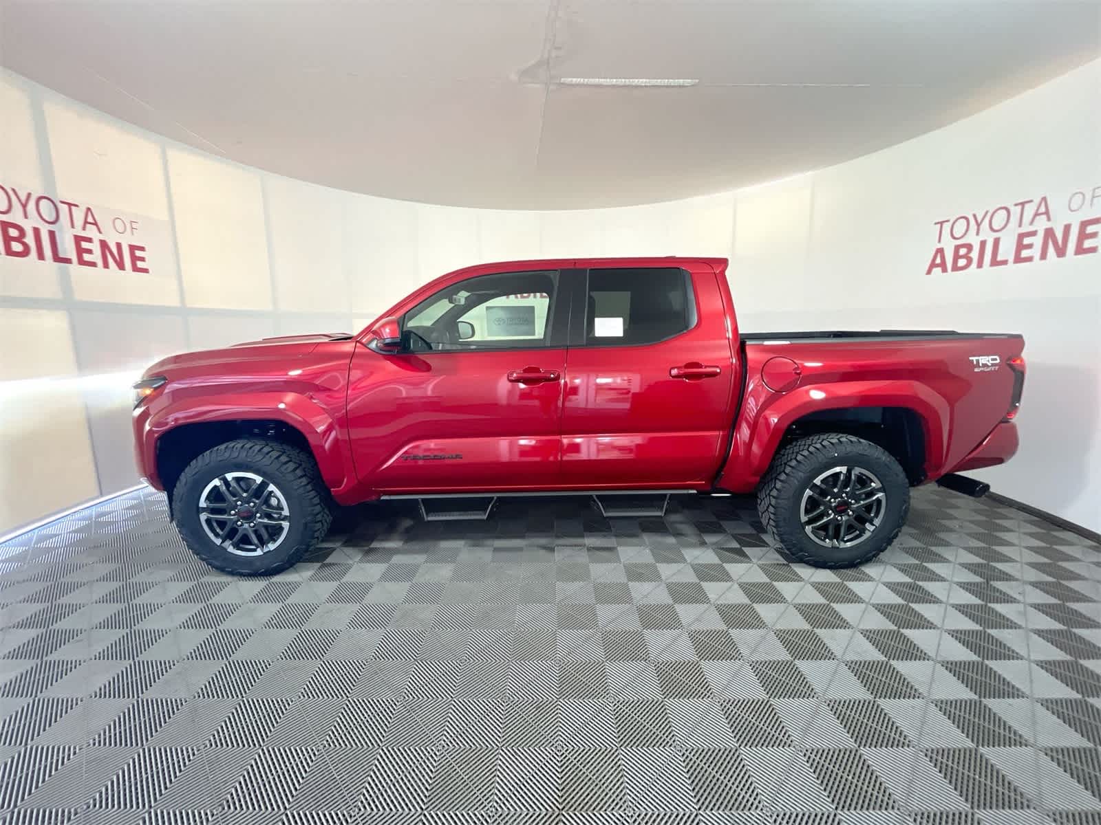 Thumbnail: 2025 Toyota Tacoma - 2