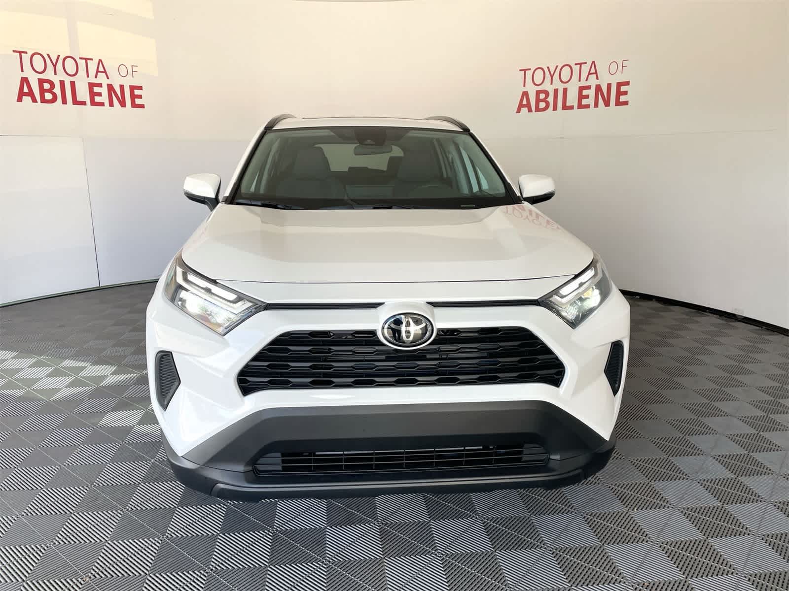 Thumbnail: 2025 Toyota RAV4 - 9