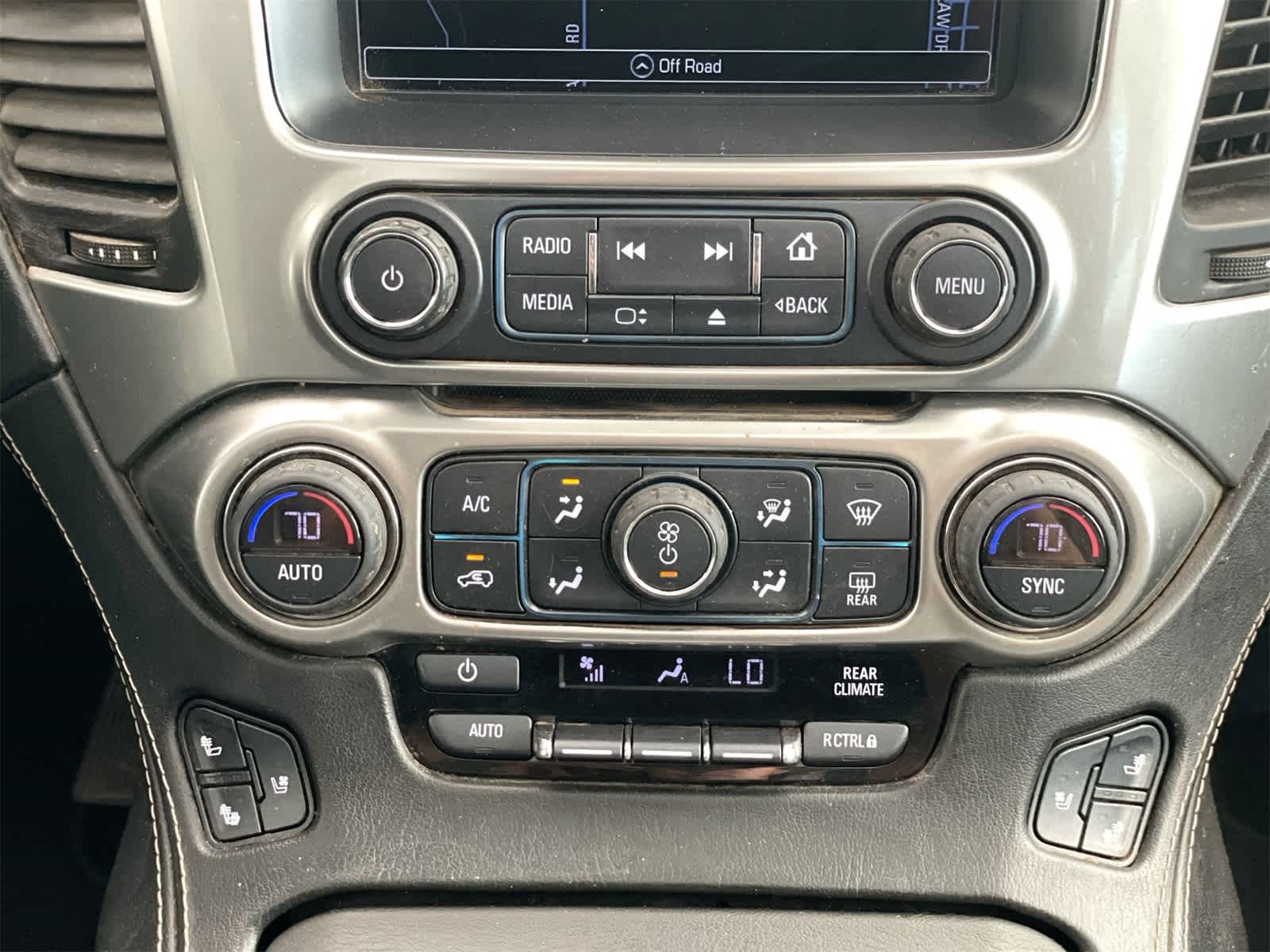 Thumbnail: 2017 Chevrolet Suburban - 22