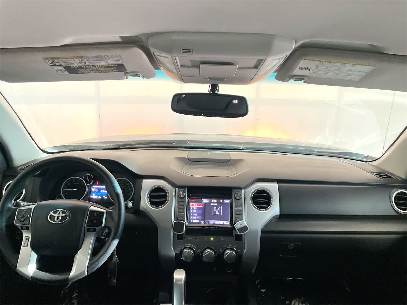 Thumbnail: 2015 Toyota Tundra - 16