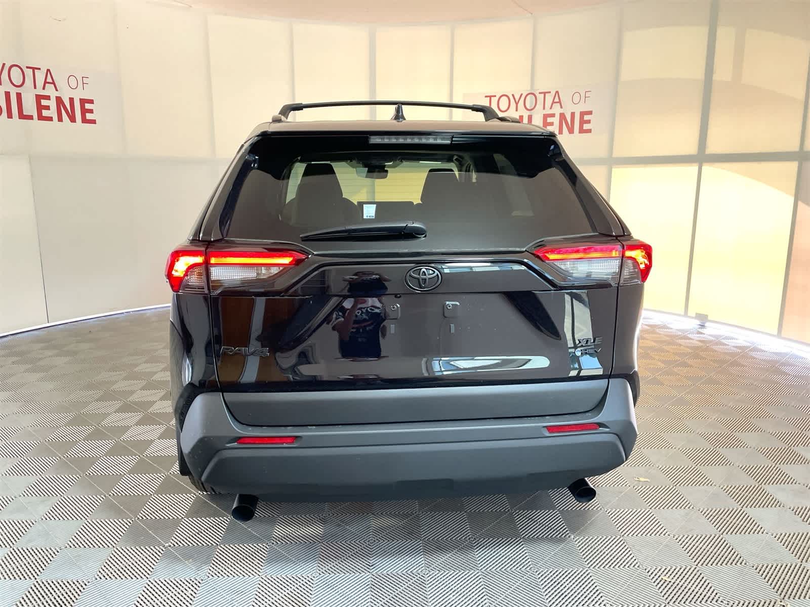 Thumbnail: 2025 Toyota RAV4 - 4