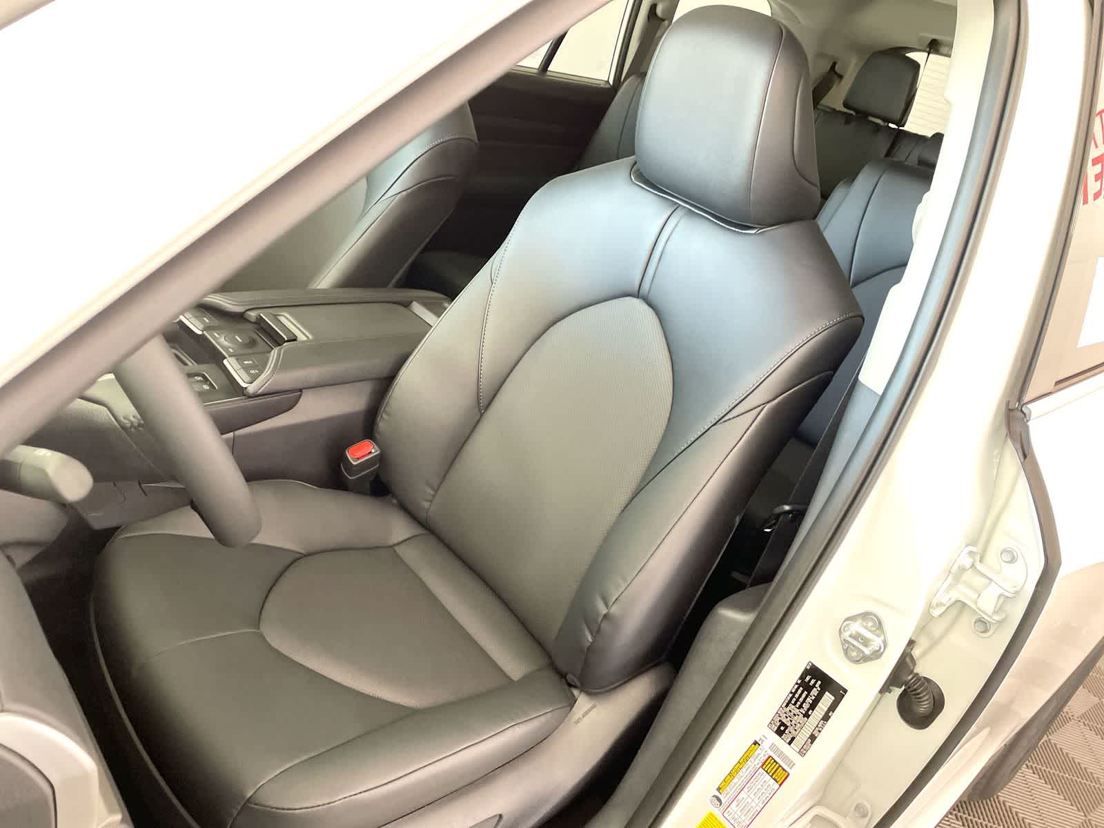 Thumbnail: 2026 Toyota Grand Highlander - 10