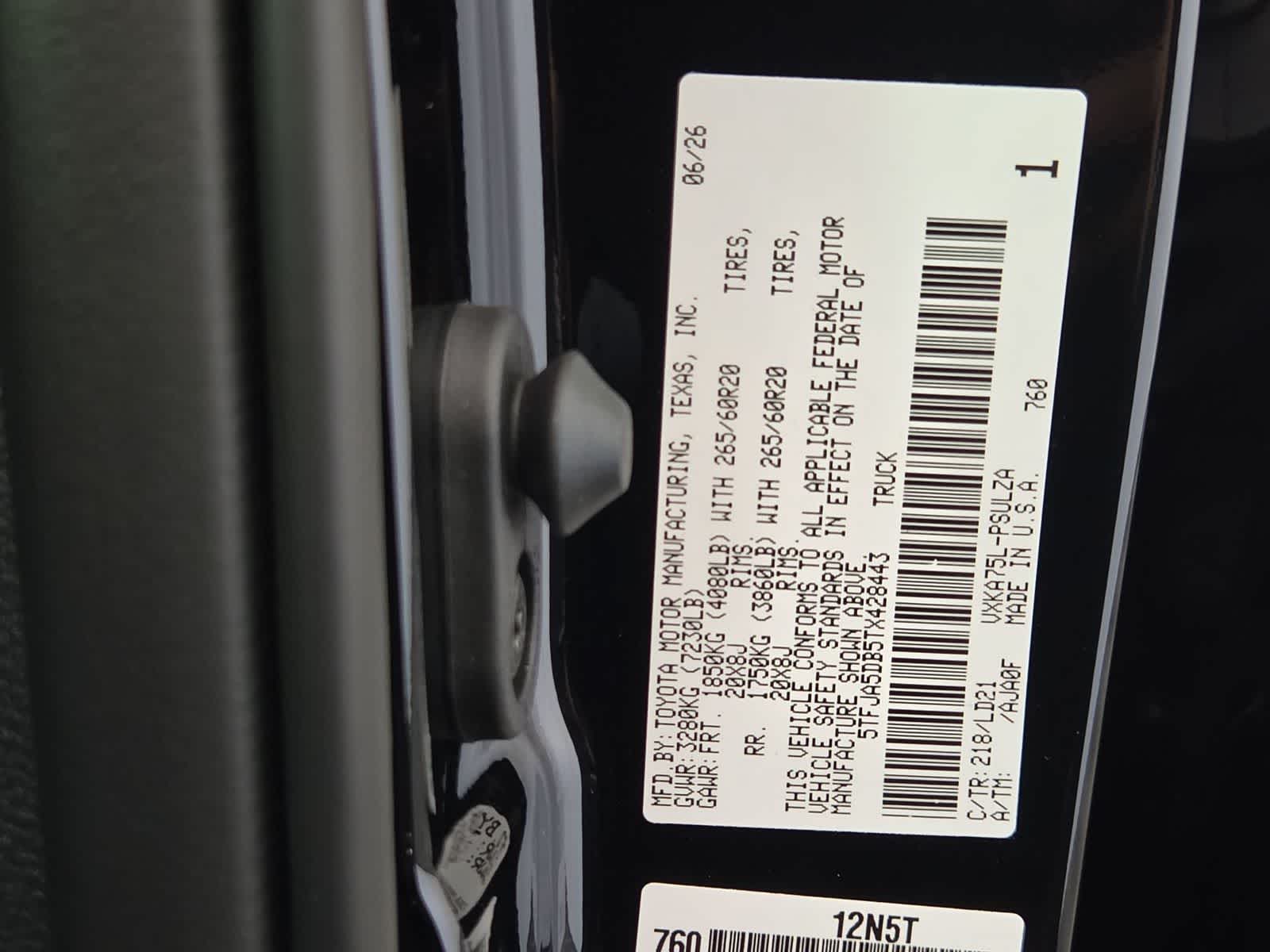 Thumbnail: 2026 Toyota Tundra - 27