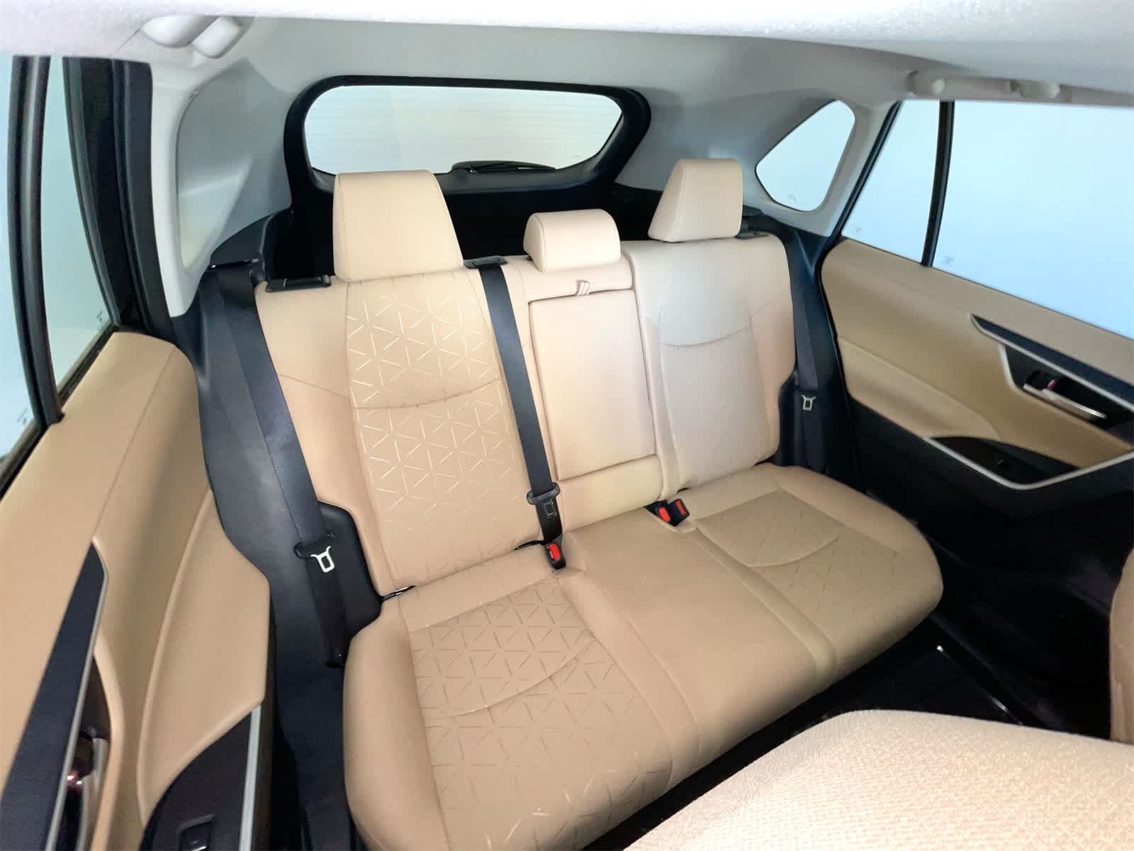 Thumbnail: 2025 Toyota RAV4 - 14