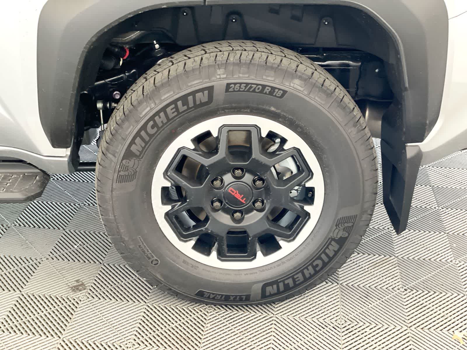 Thumbnail: 2026 Toyota 4Runner - 25