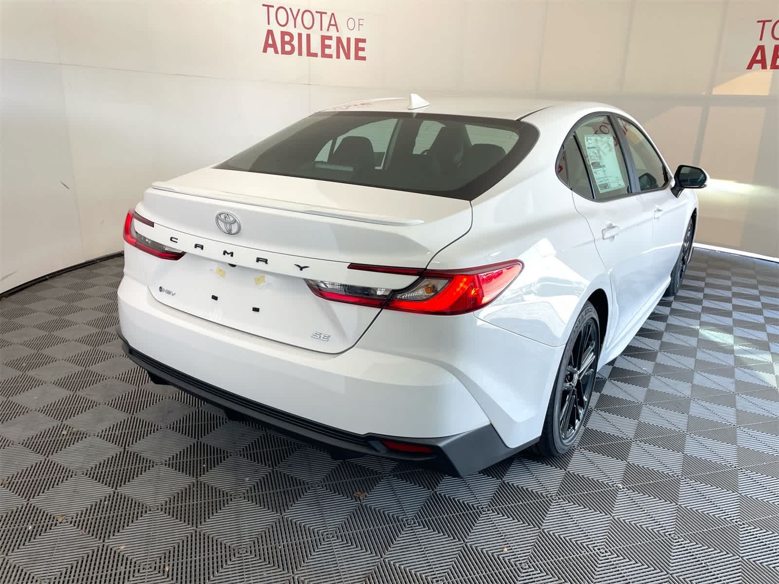 Thumbnail: 2025 Toyota Camry - 7