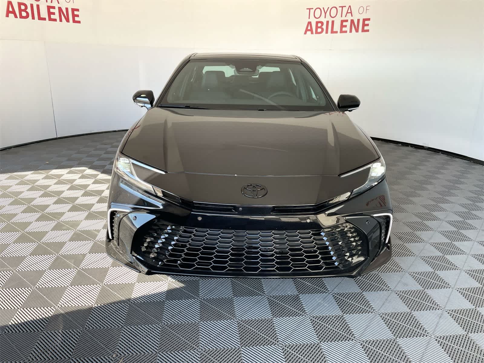 Thumbnail: 2025 Toyota Camry - 9
