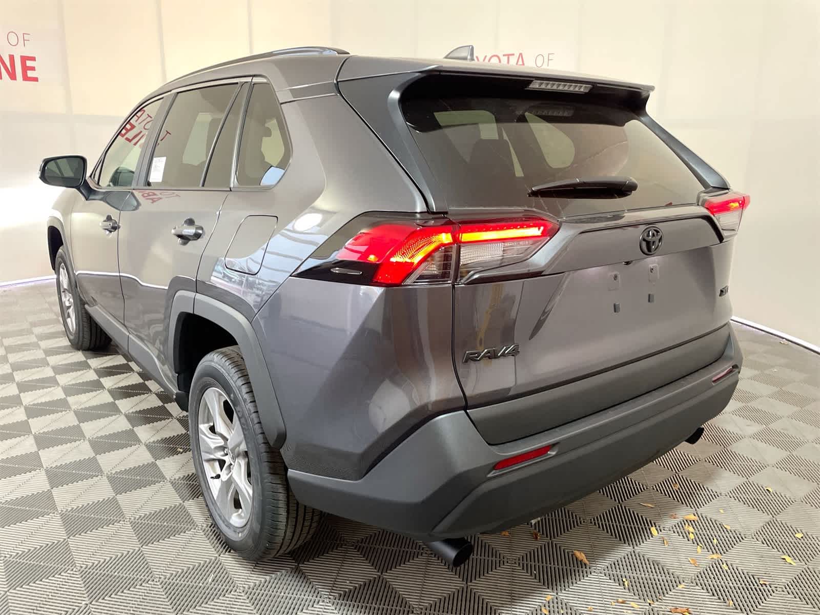 Thumbnail: 2025 Toyota RAV4 - 3