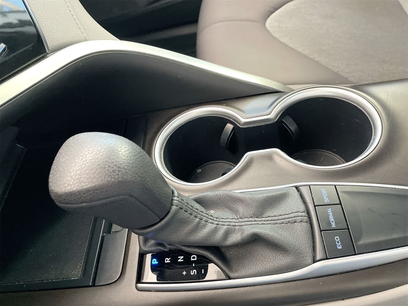 Thumbnail: 2023 Toyota Camry - 23