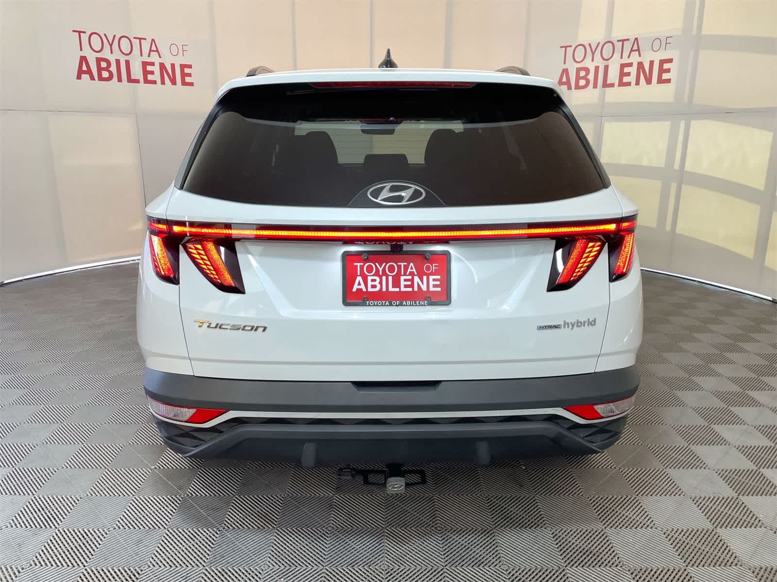 Thumbnail: 2022 Hyundai Tucson - 4