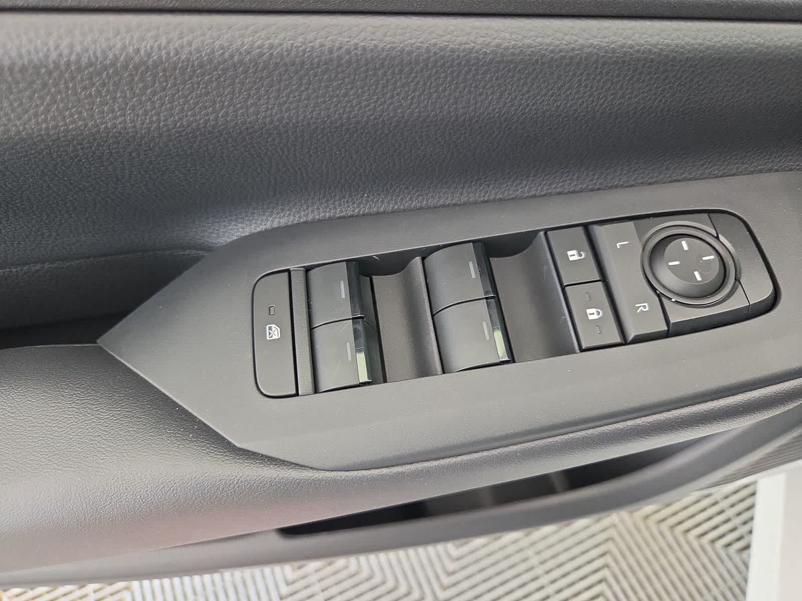 Thumbnail: 2026 Toyota Prius - 10