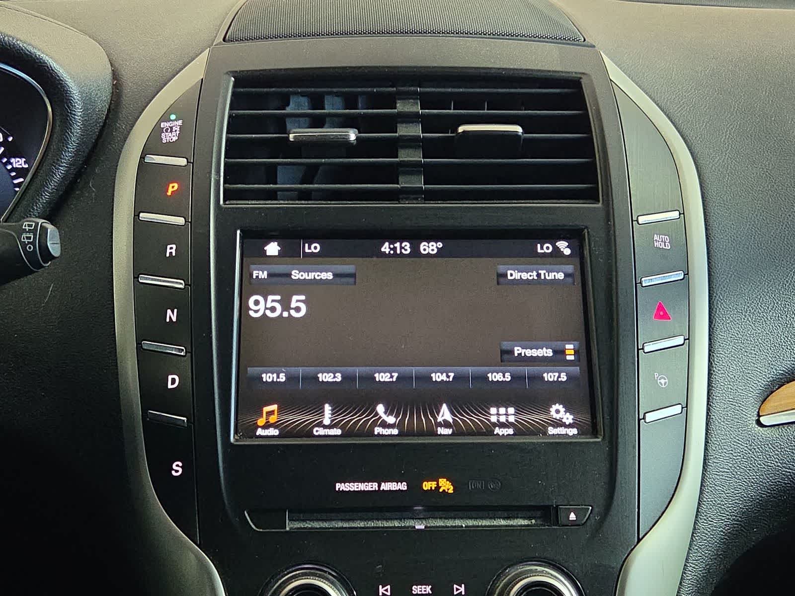Thumbnail: 2019 Lincoln MKC - 17