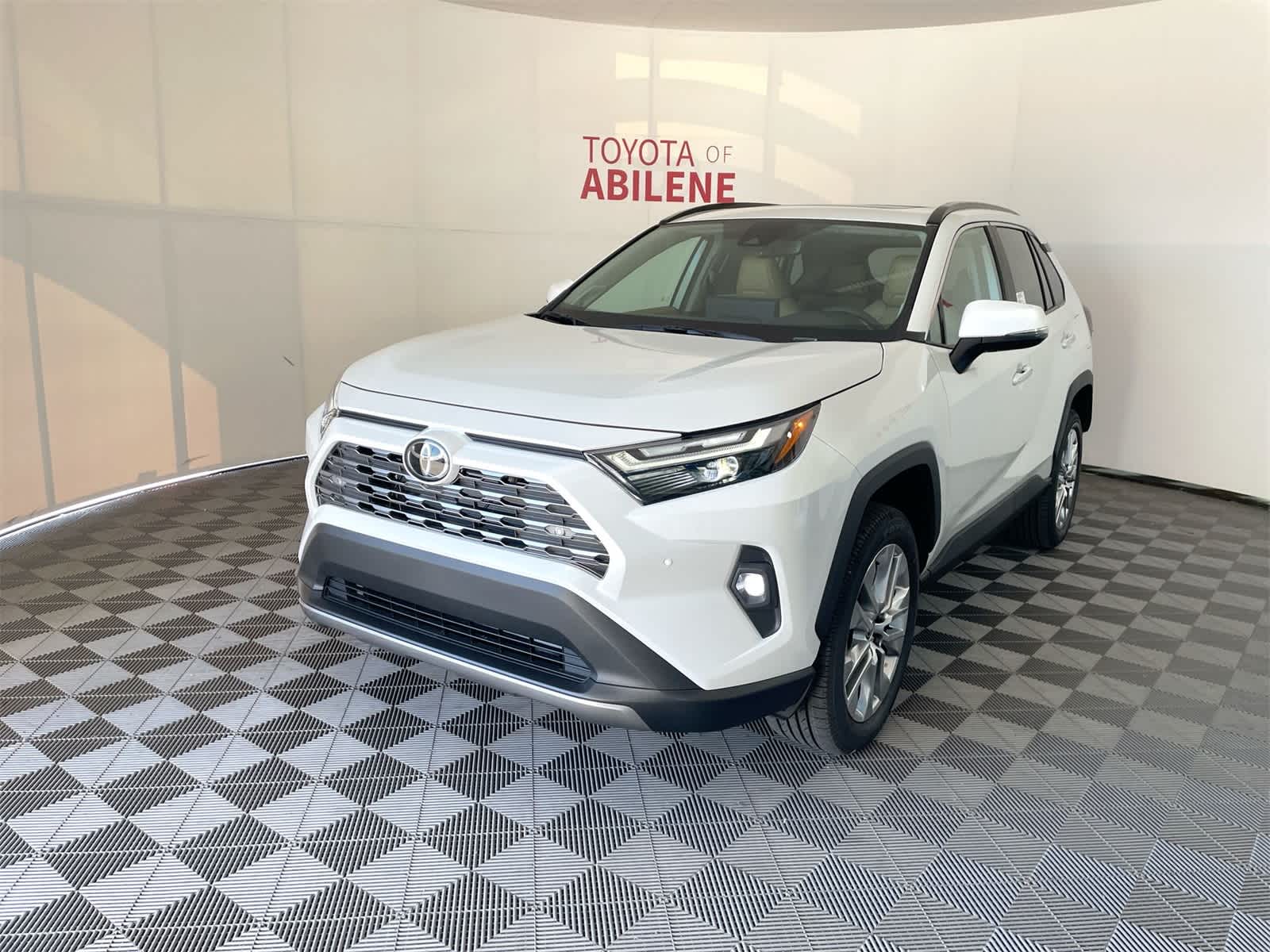 Thumbnail: 2025 Toyota RAV4 - 1