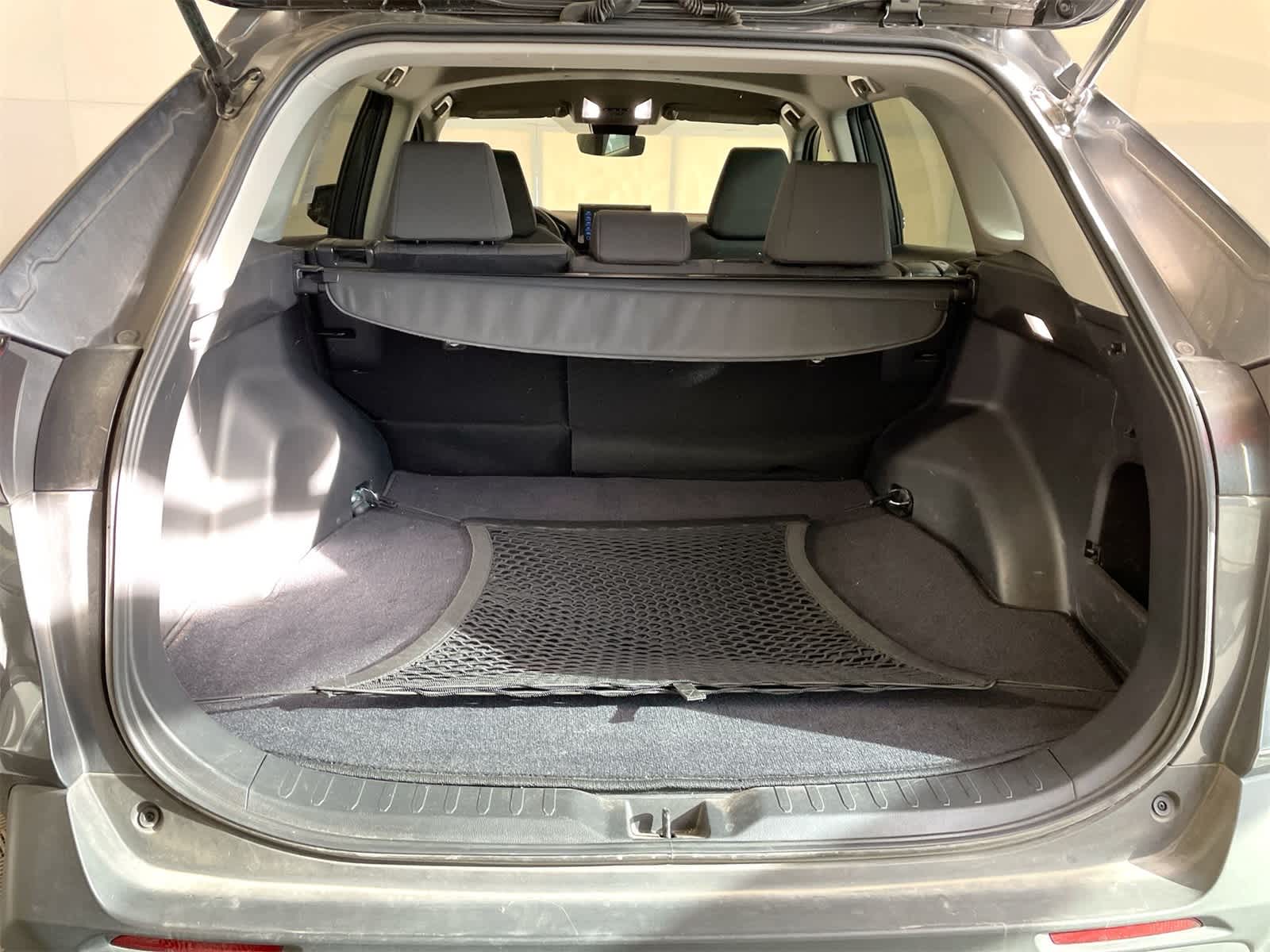 Thumbnail: 2022 Toyota RAV4 - 4