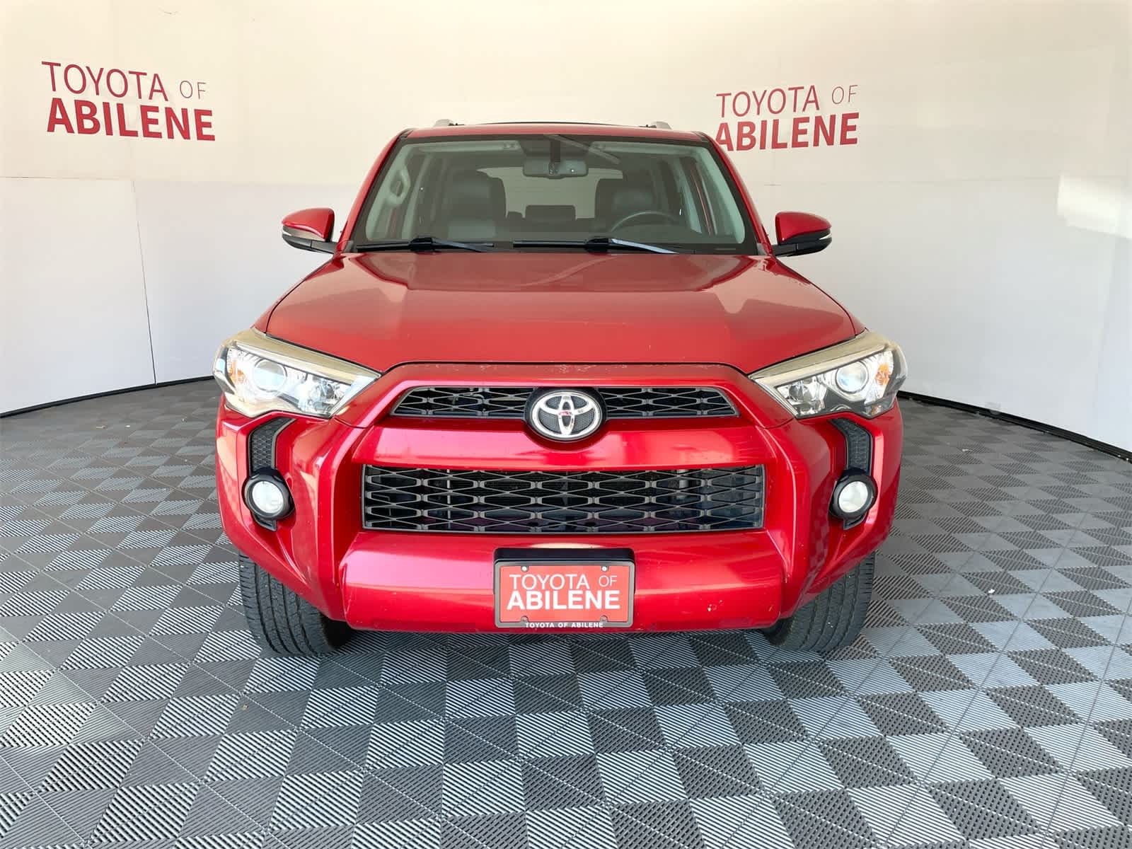 Thumbnail: 2016 Toyota 4Runner - 9