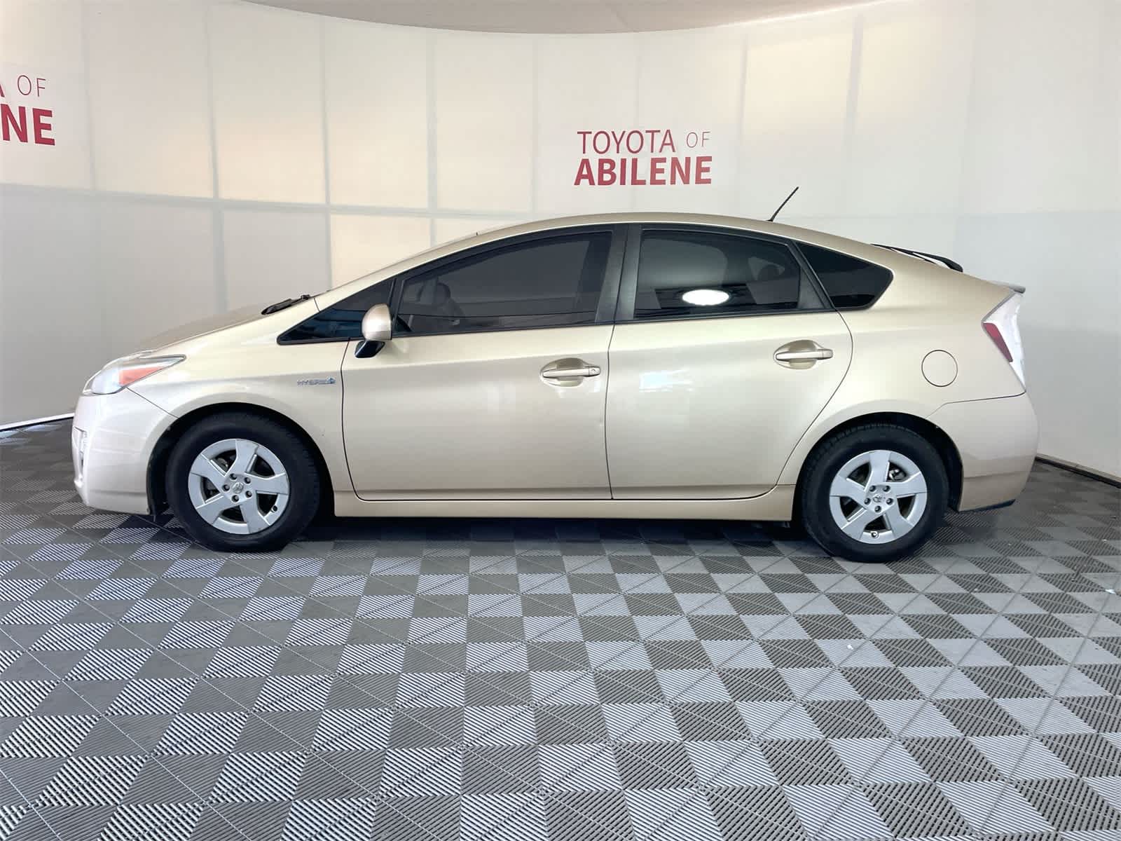 Thumbnail: 2010 Toyota Prius - 2