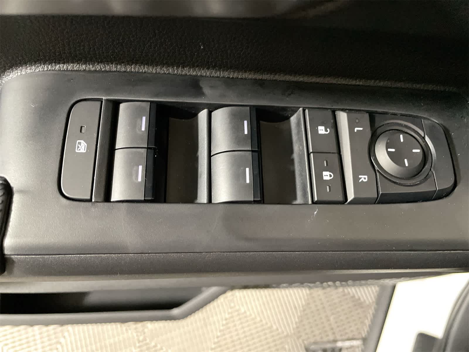 Thumbnail: 2025 Toyota Tacoma - 11