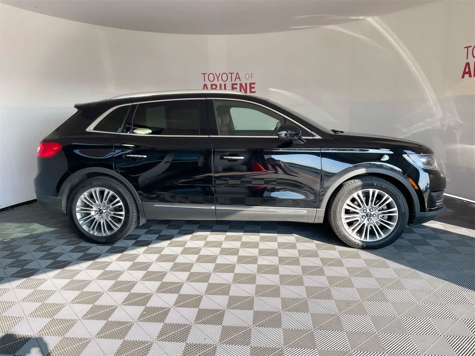 Thumbnail: 2018 Lincoln MKX - 7