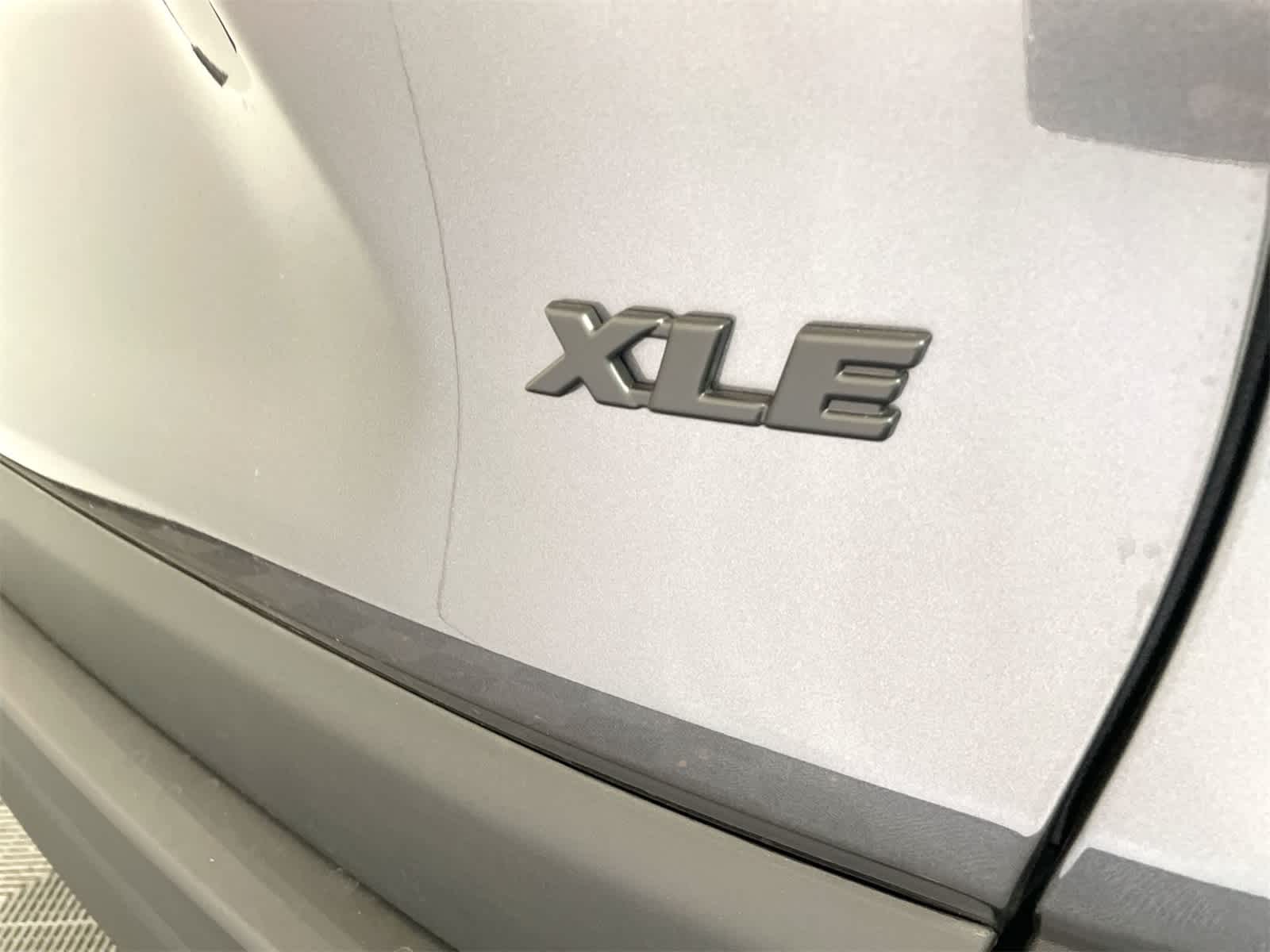 Thumbnail: 2025 Toyota RAV4 - 6