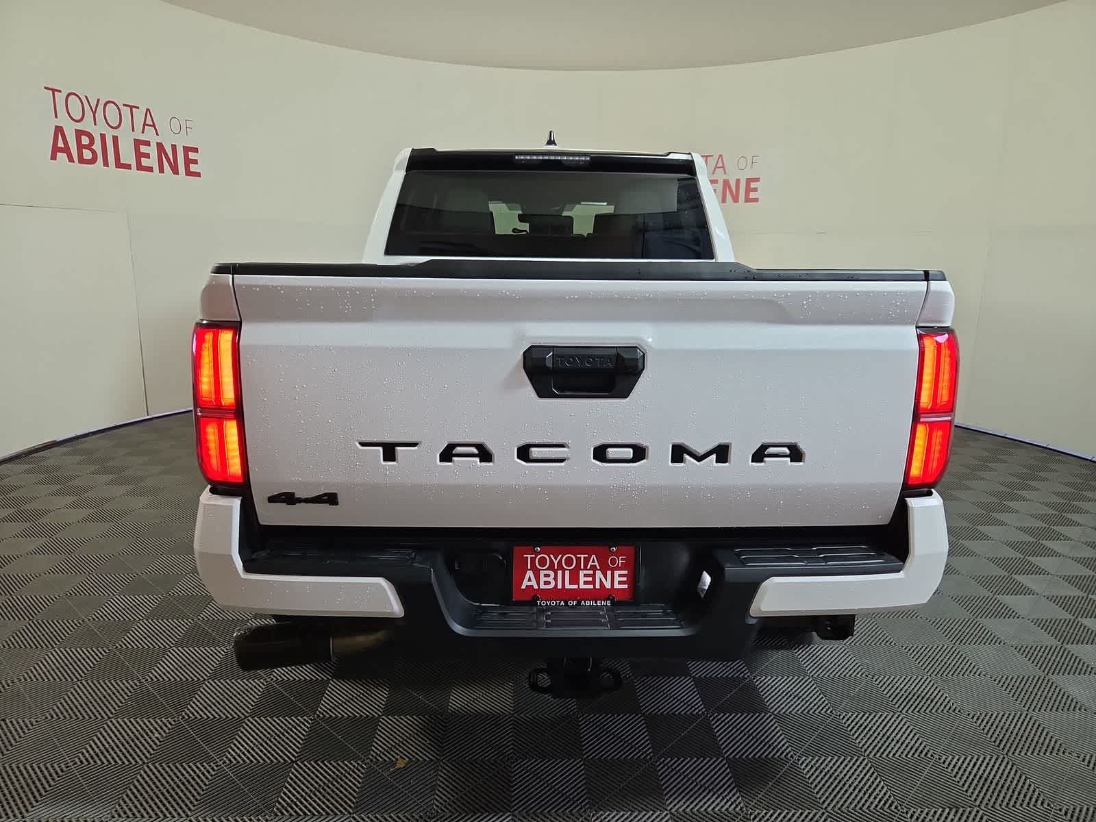 Thumbnail: 2025 Toyota Tacoma - 4