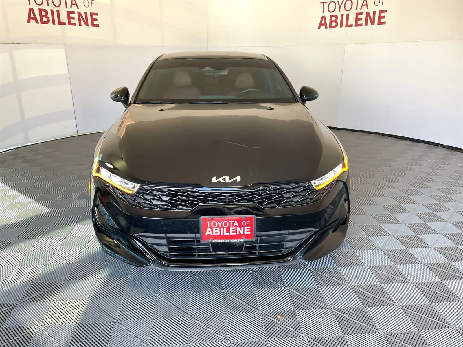 Thumbnail: 2023 Kia K5 - 8