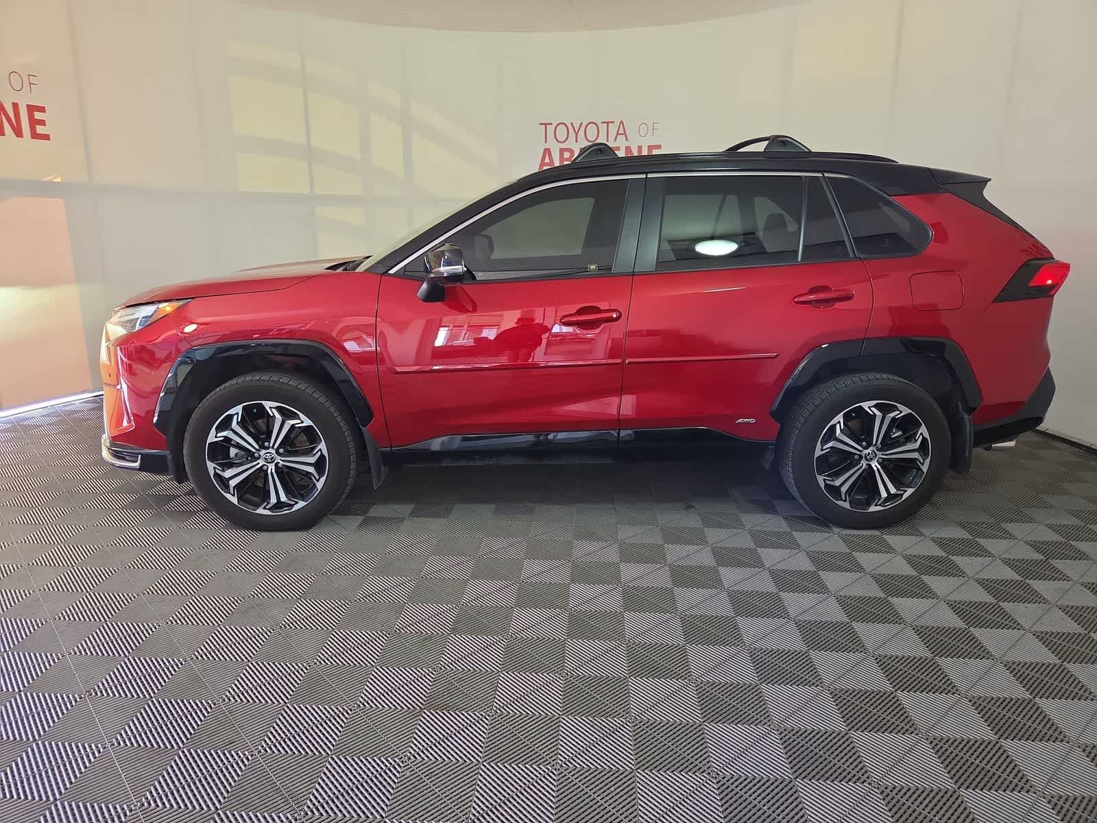 Thumbnail: 2025 Toyota RAV4 - 2