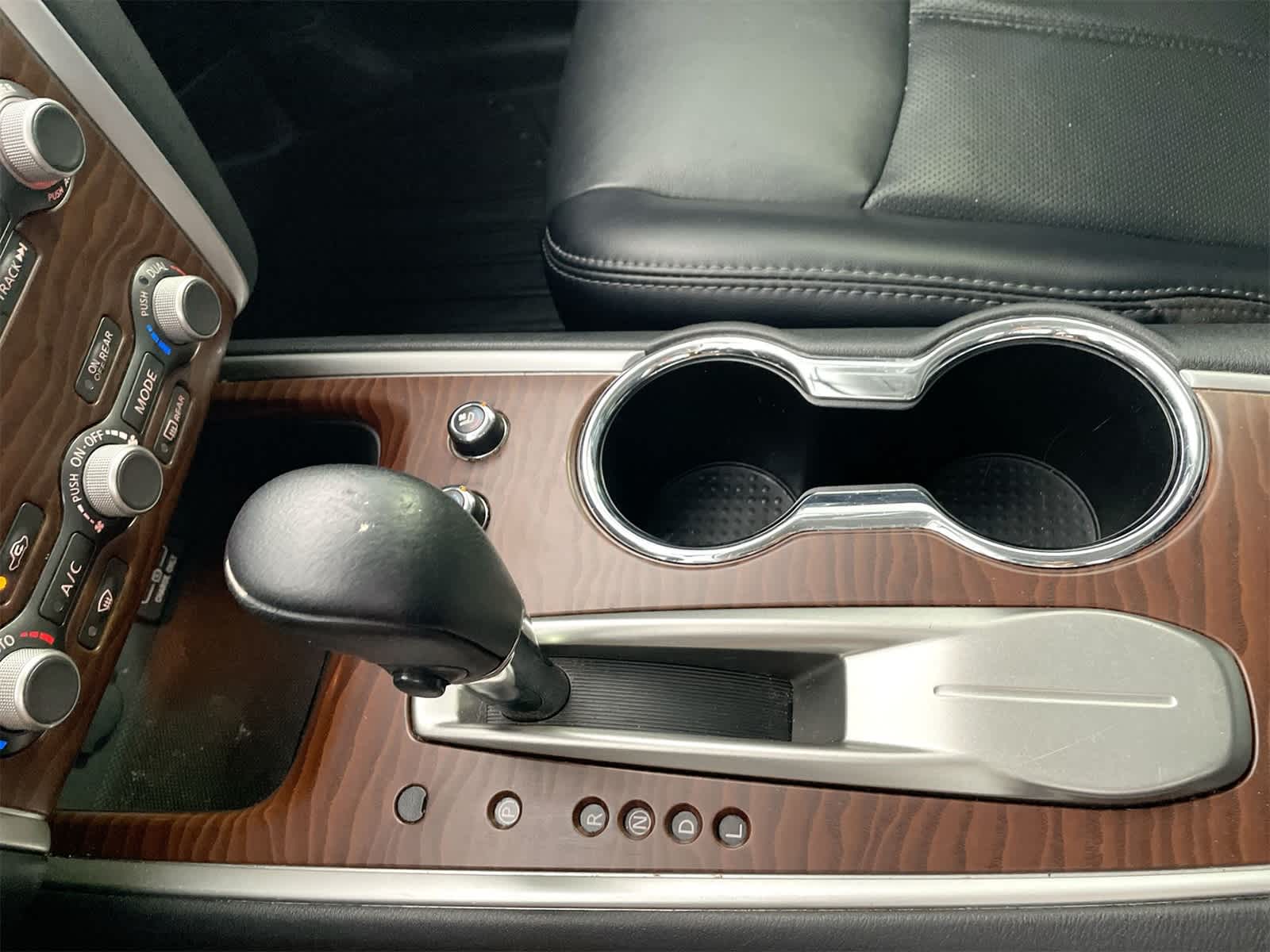 Thumbnail: 2018 Nissan Pathfinder - 25