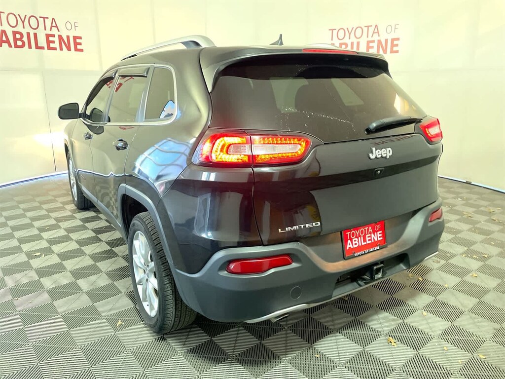 Used 2016 Jeep Cherokee Limited FWD SUV