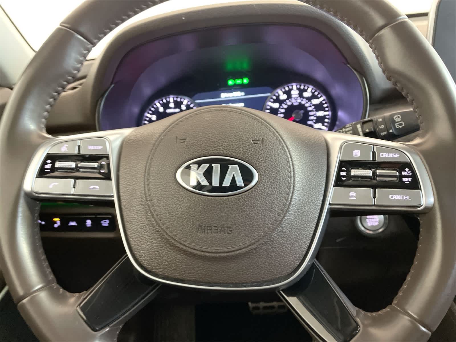 Thumbnail: 2020 Kia Telluride - 18