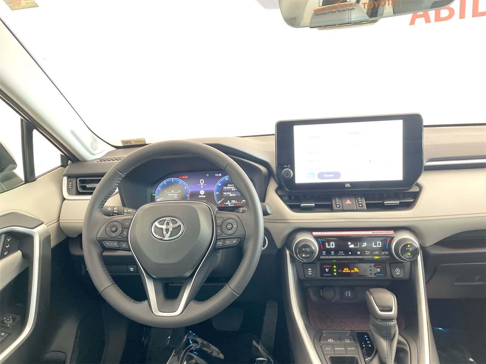 Thumbnail: 2025 Toyota RAV4 - 16