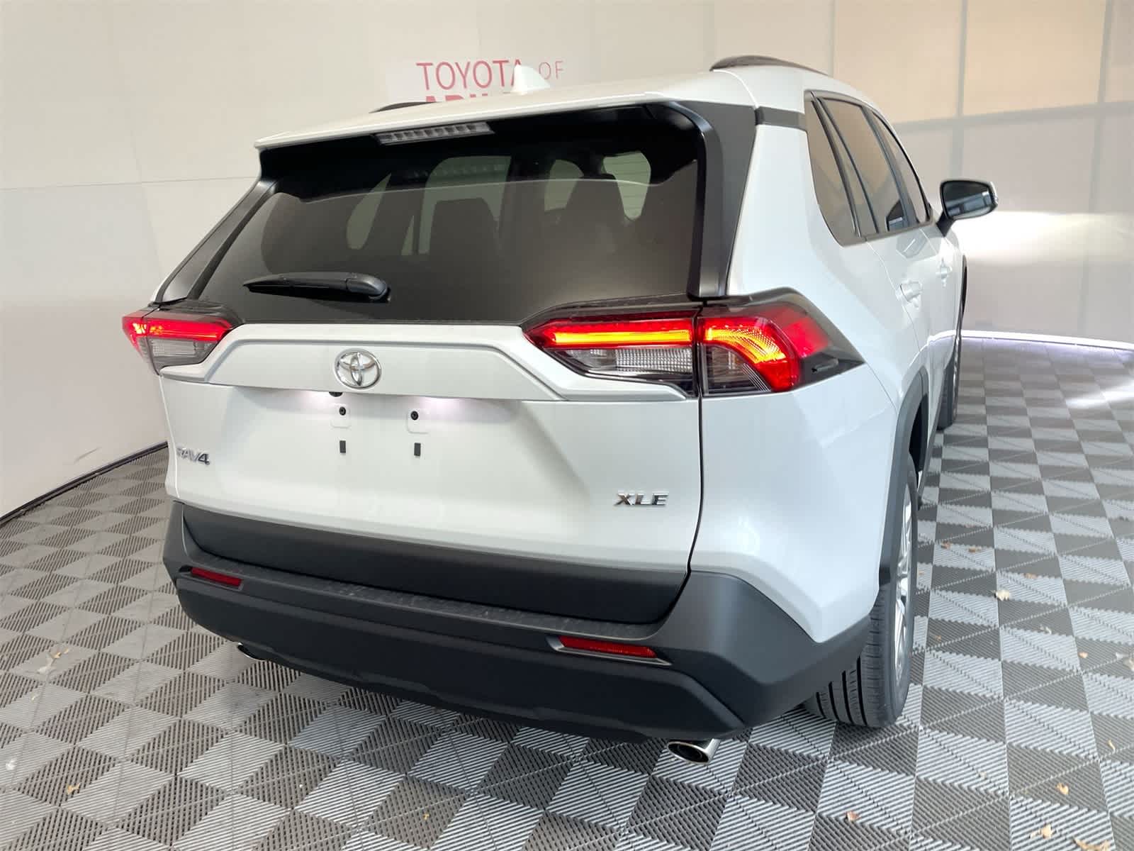 Thumbnail: 2025 Toyota RAV4 - 7